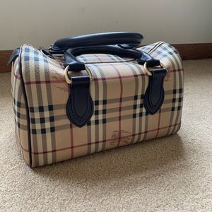 Burberry Purse